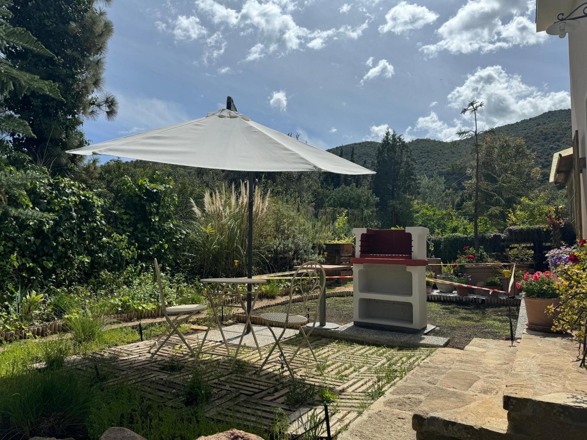 Villa Dei Fiori - Casa Vacanza Capoterra Zewnętrze zdjęcie